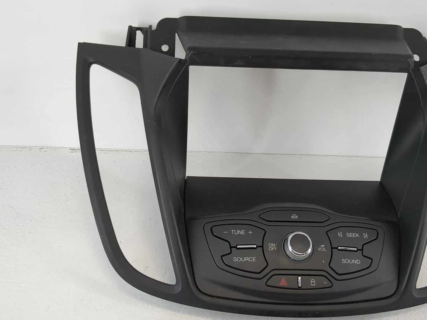 2013-2016 Ford Escape Radio AM FM Cd Player Receiver Replacement P/N:CJ54-18835-CCW Fits Fits 2013 2014 2015 2016 OEM Used A