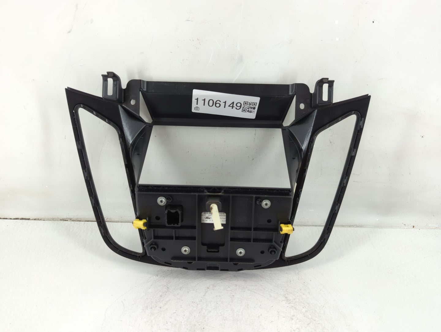 2013-2016 Ford Escape Radio AM FM Cd Player Receiver Replacement P/N:90151-696/0001 Fits Fits 2013 2014 2015 2016 OEM Used A