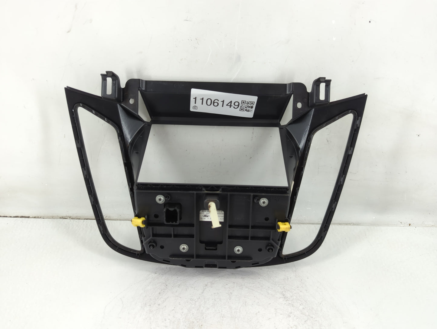 2013-2016 Ford Escape Radio AM FM Cd Player Receiver Replacement P/N:90151-696/0001 Fits Fits 2013 2014 2015 2016 OEM Used A