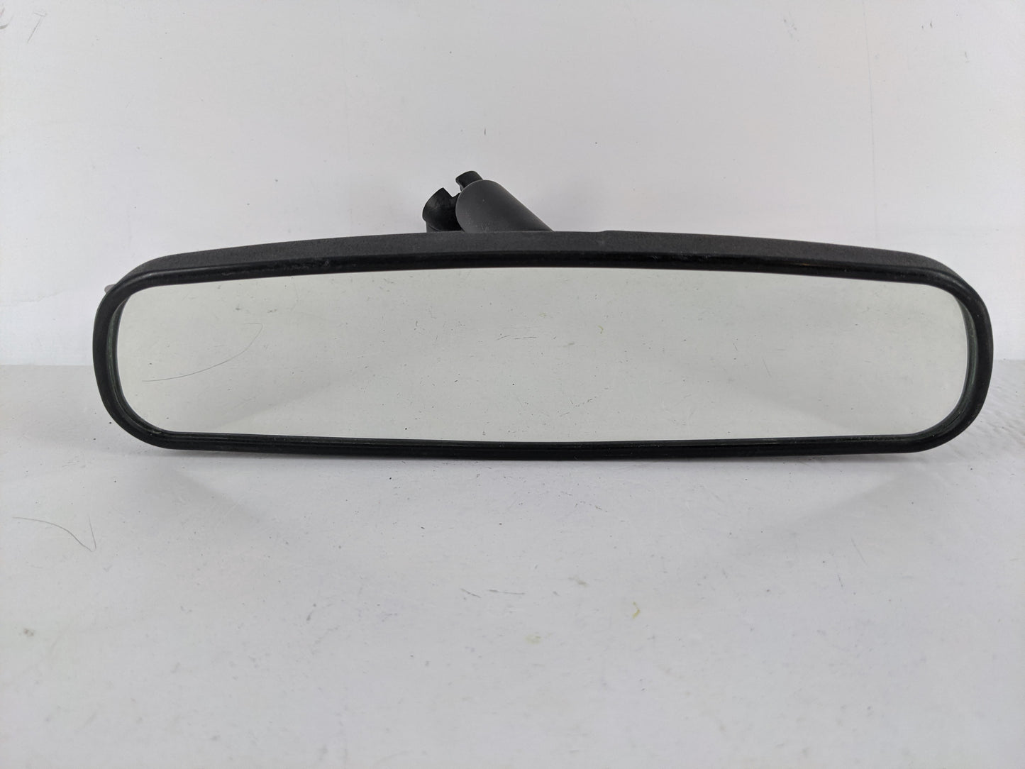 2013-2019 Ford Escape Interior Rear View Mirror Replacement OEM P/N:E8011681 Fits OEM Used Auto Parts - Oemusedautoparts1.co