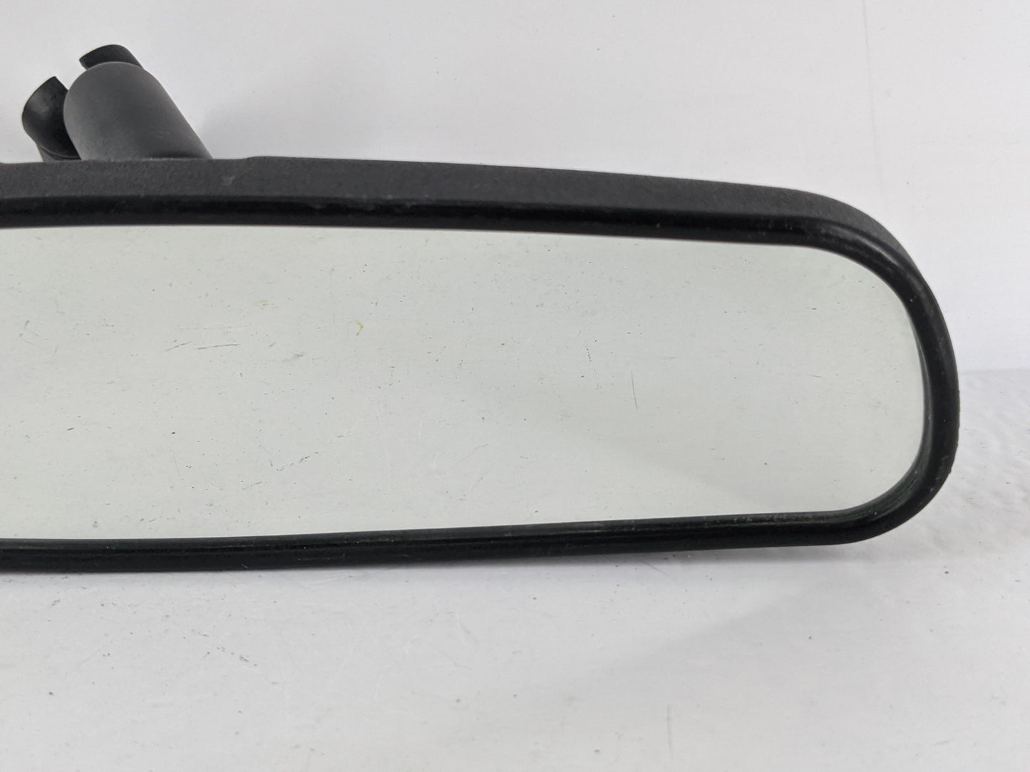 2013-2019 Ford Escape Interior Rear View Mirror Replacement OEM P/N:E8011681 Fits OEM Used Auto Parts - Oemusedautoparts1.co