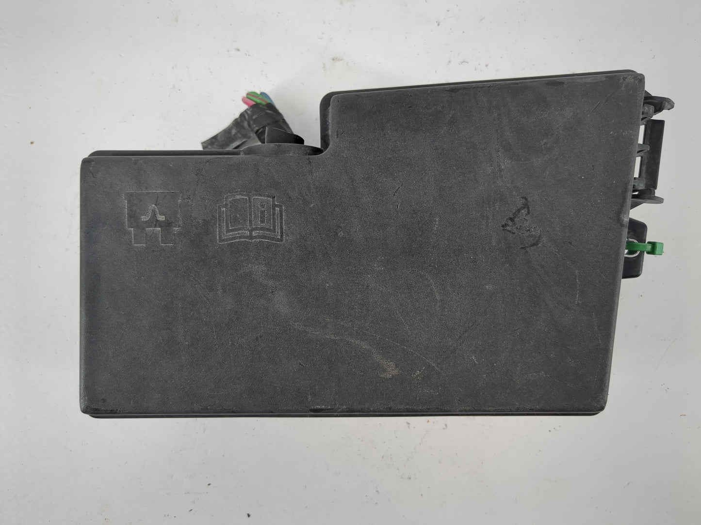 2013-2016 Ford Escape Fusebox Fuse Box Panel Relay Module P/N:AV6T-14A067-AC Fits Fits 2013 2014 2015 2016 OEM Used Auto Par