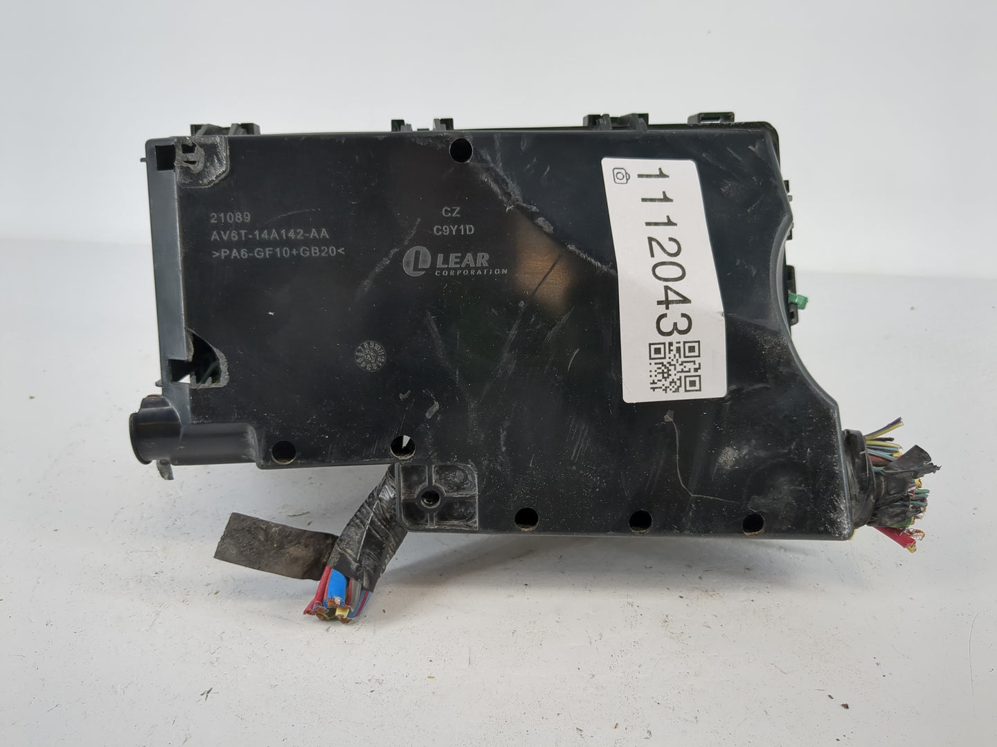 2013-2016 Ford Escape Fusebox Fuse Box Panel Relay Module P/N:AV6T-14A067-AC Fits Fits 2013 2014 2015 2016 OEM Used Auto Par