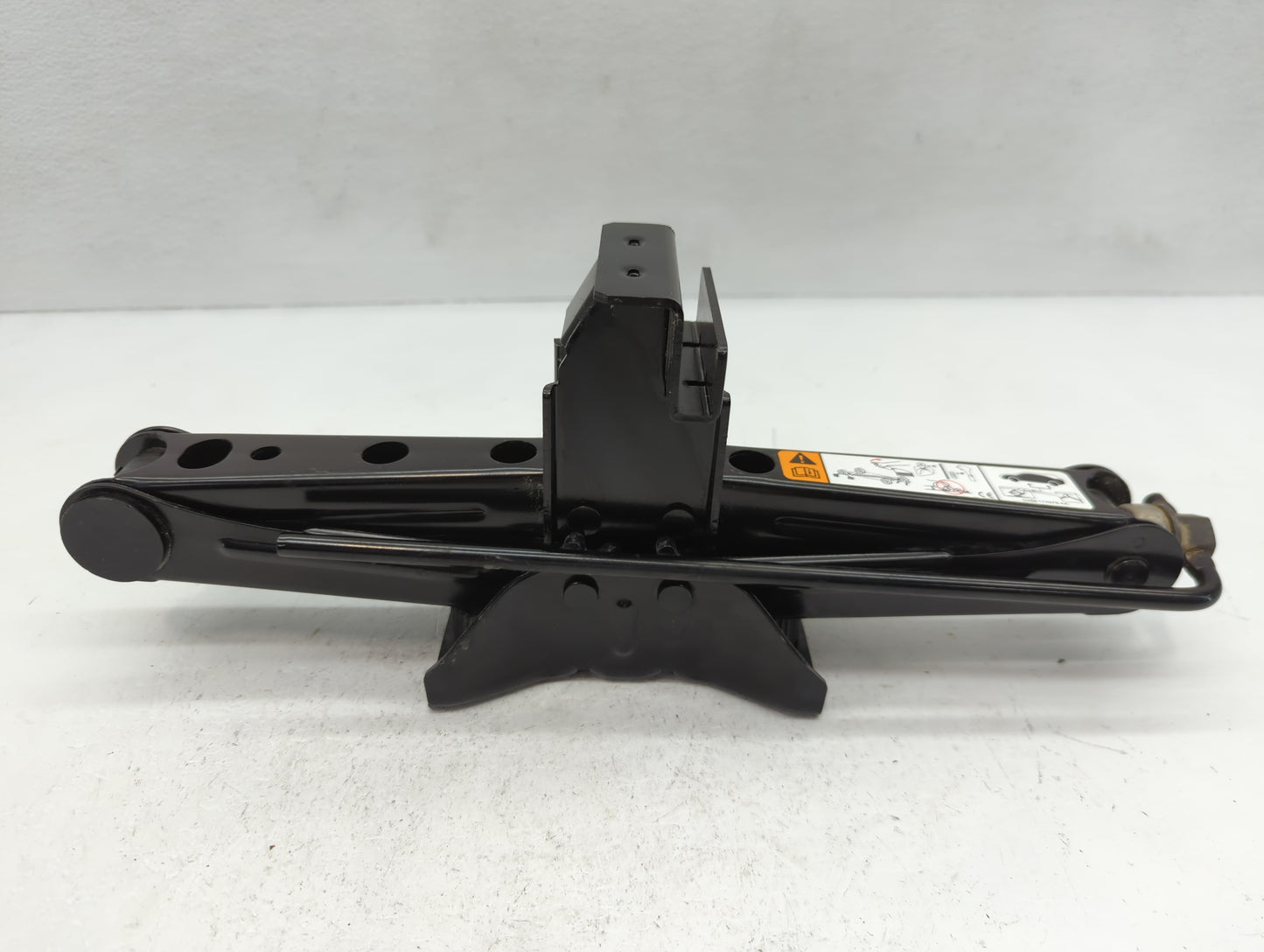 2013 Ford Escape Spare Scissor Car Jack - Oemusedautoparts1.com