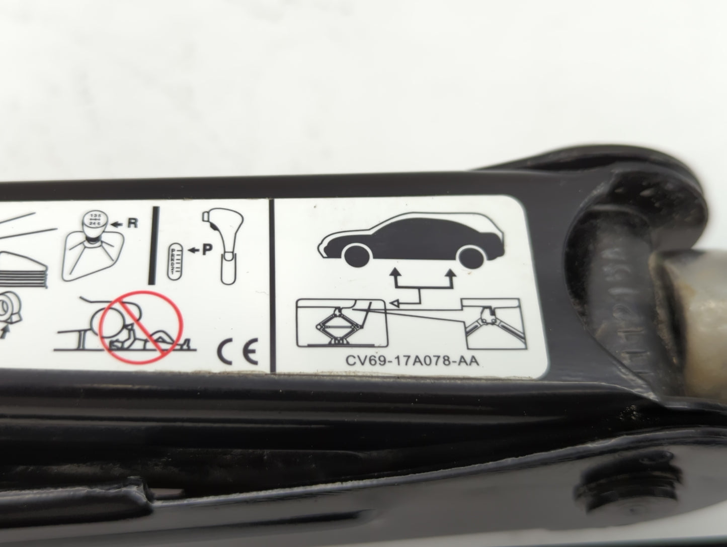 2013 Ford Escape Spare Scissor Car Jack - Oemusedautoparts1.com