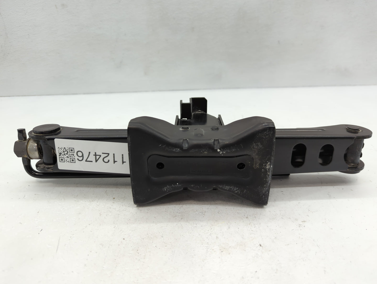 2013 Ford Escape Spare Scissor Car Jack - Oemusedautoparts1.com