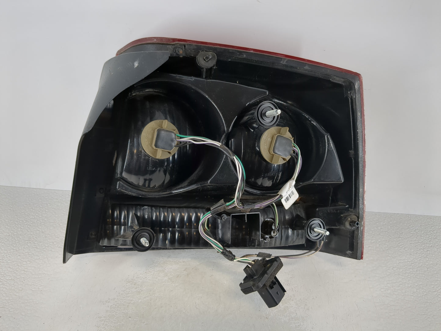 2013-2016 Ford Escape Tail Light Assembly Driver Left OEM P/N:04805849AD 58622E Fits Fits 2013 2014 2015 2016 OEM Used Auto 