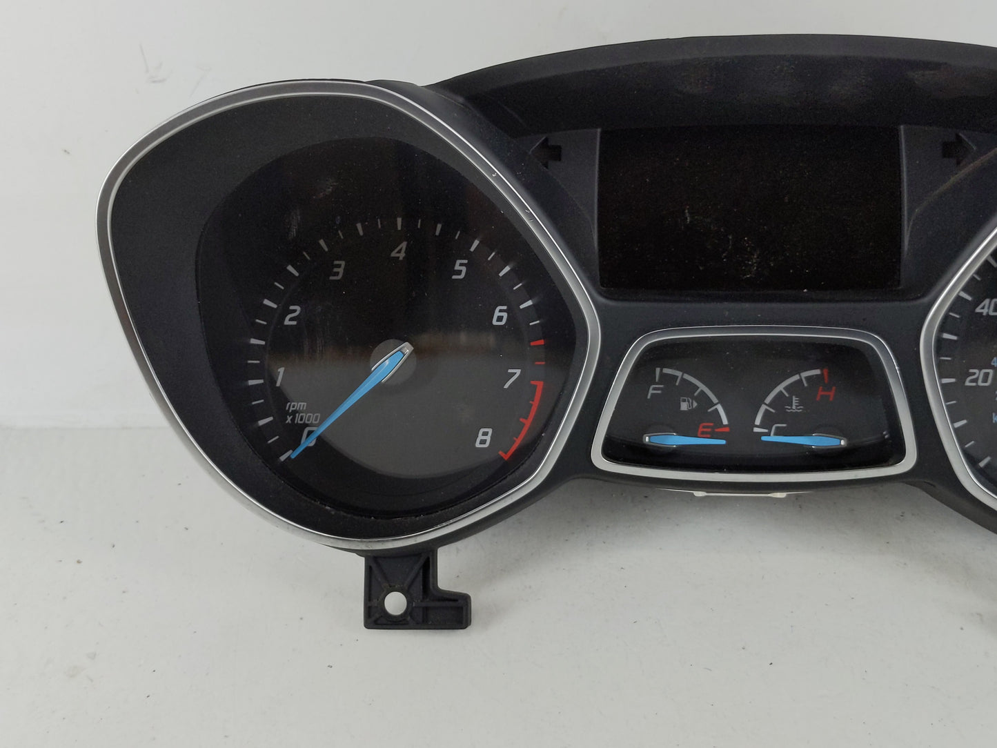 2013-2014 Ford Escape Instrument Cluster Speedometer Gauges Fits Fits 2013 2014 OEM Used Auto Parts - Oemusedautoparts1.com