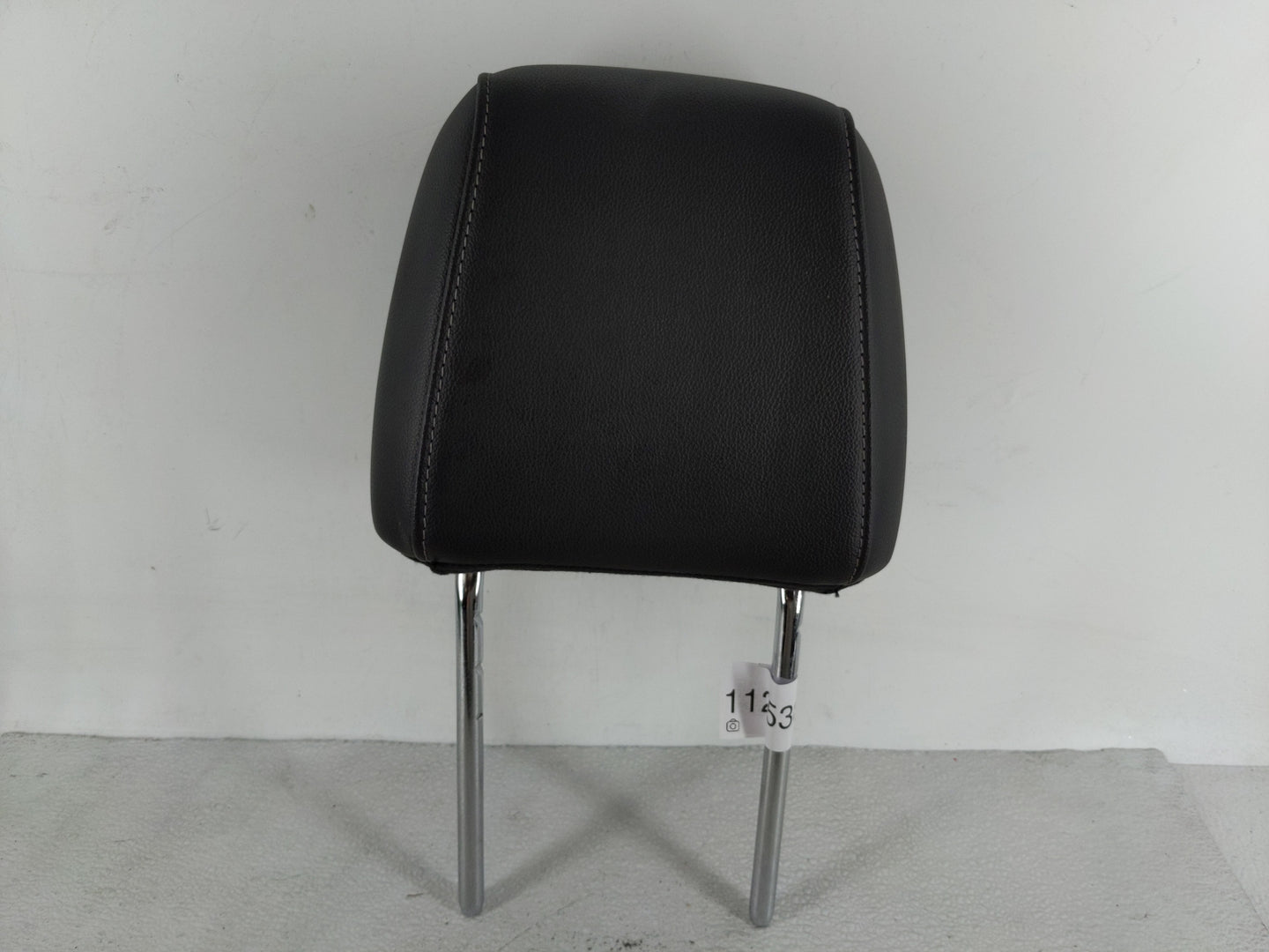 2013-2015 Ford Escape Headrest Head Rest Front Driver Passenger Seat - Oemusedautoparts1.com