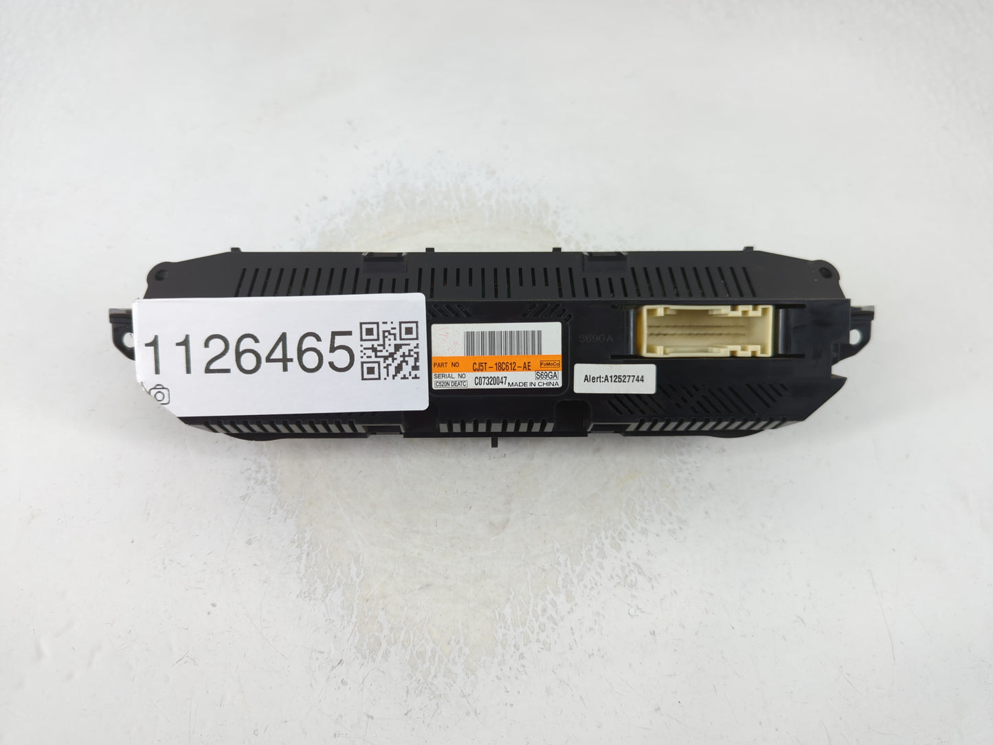 2013 Ford Escape Climate Control Module Temperature AC/Heater Replacement P/N:CJ5T-18C612-AE Fits OEM Used Auto Parts - Oemu