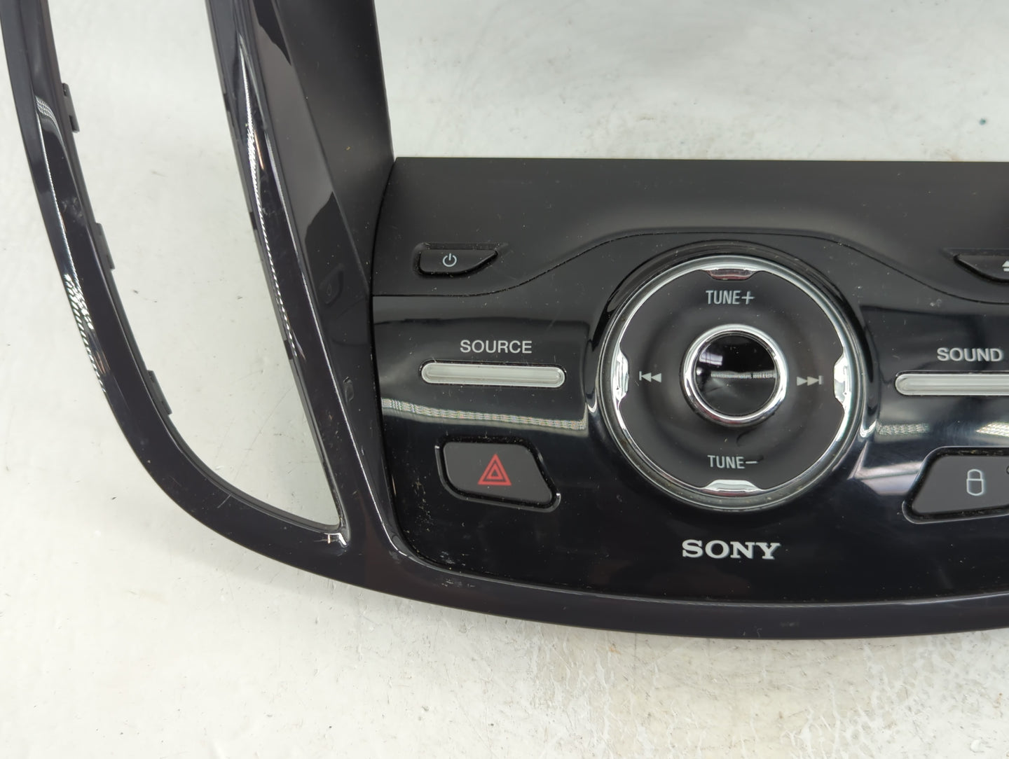 2013-2016 Ford Escape Radio AM FM Cd Player Receiver Replacement P/N:90151-696 Fits Fits 2013 2014 2015 2016 OEM Used Auto P