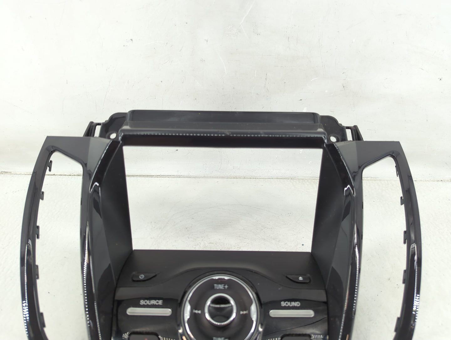 2013-2016 Ford Escape Radio AM FM Cd Player Receiver Replacement P/N:90151-696 Fits Fits 2013 2014 2015 2016 OEM Used Auto P