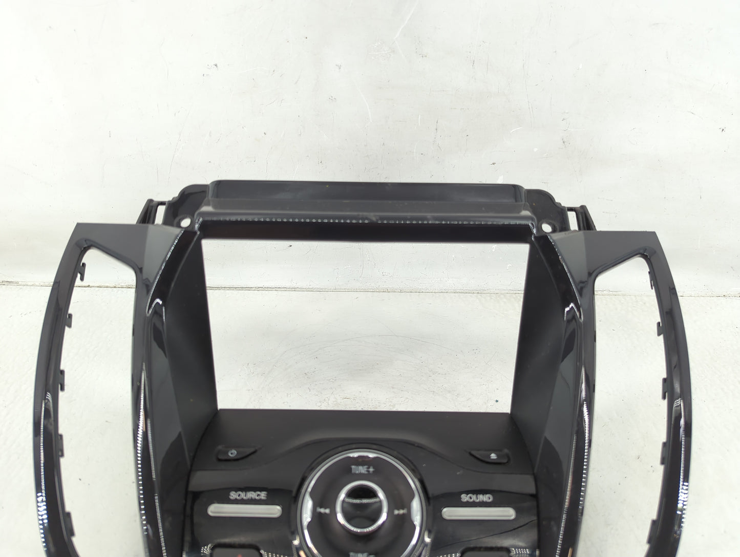 2013-2016 Ford Escape Radio AM FM Cd Player Receiver Replacement P/N:90151-696 Fits Fits 2013 2014 2015 2016 OEM Used Auto P