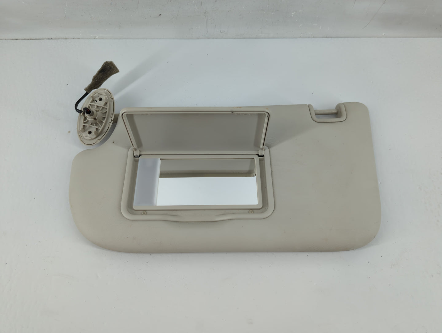 2013-2019 Ford Escape Sun Visor Shade Replacement Driver Left Mirror Fits Fits 2013 2014 2015 2016 2017 2018 2019 OEM Used A