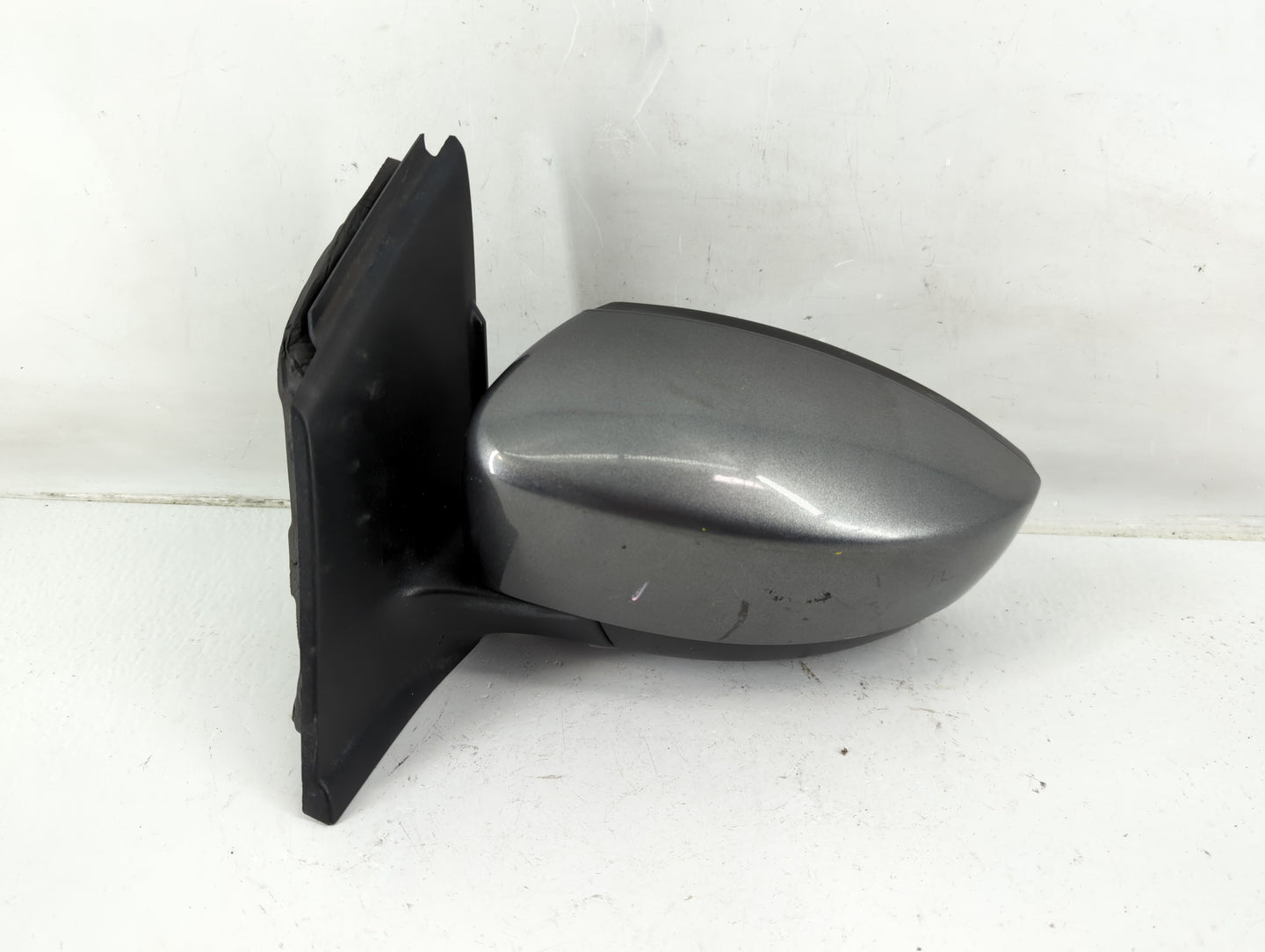 2013-2016 Ford Escape Driver Side View Mirror - Left Door Mirror OEM Used - Oemusedautoparts1.com