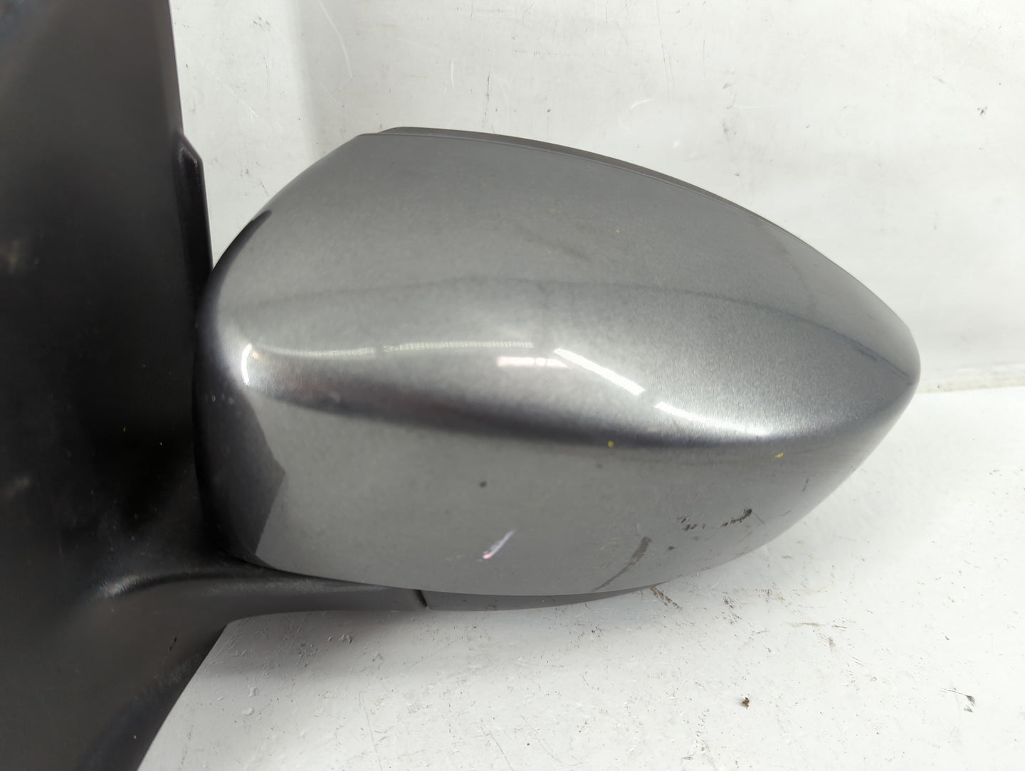 2013-2016 Ford Escape Driver Side View Mirror - Left Door Mirror OEM Used - Oemusedautoparts1.com