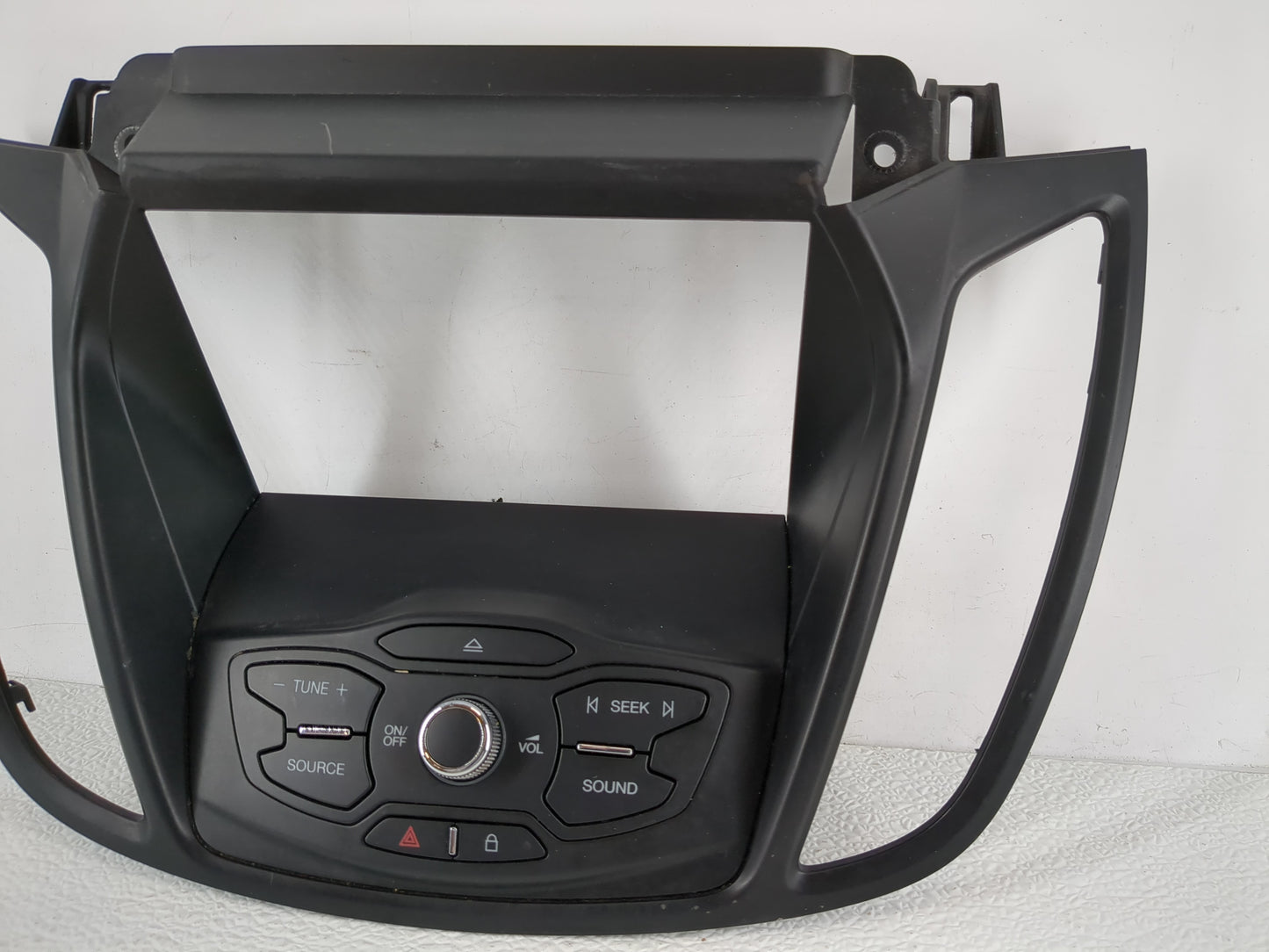 2013-2016 Ford Escape Radio AM FM Cd Player Receiver Replacement P/N:CJ54-18835-CCW Fits Fits 2013 2014 2015 2016 OEM Used A