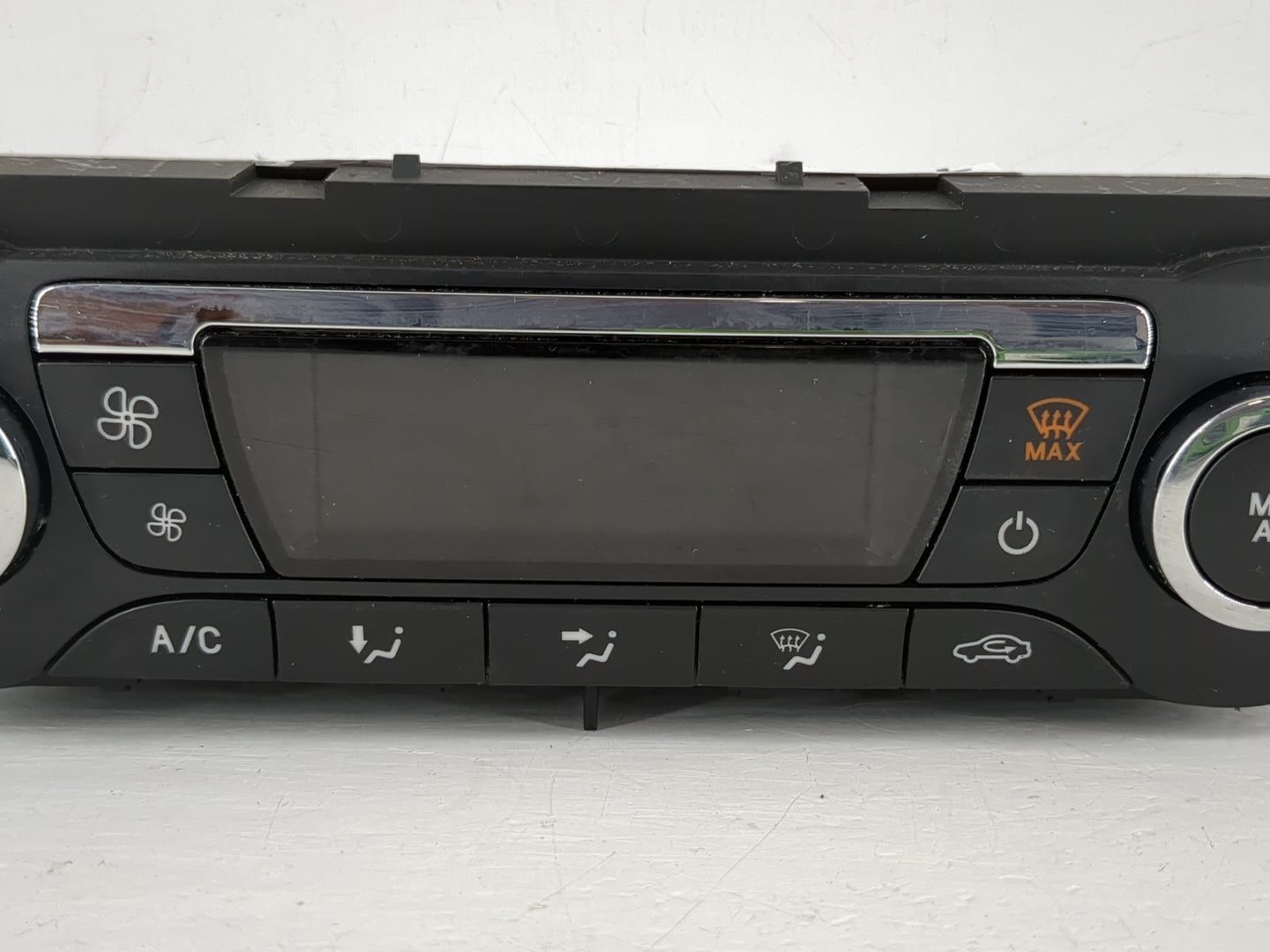 2013 Ford Escape Climate Control Module Temperature AC/Heater Replacement P/N:CJ5T-18C612-AE Fits OEM Used Auto Parts - Oemu