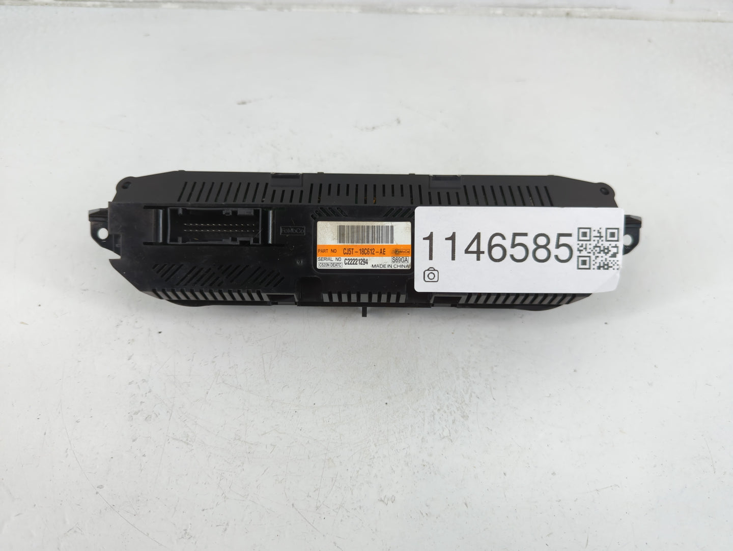 2013 Ford Escape Climate Control Module Temperature AC/Heater Replacement P/N:CJ5T-18C612-AE Fits OEM Used Auto Parts - Oemu