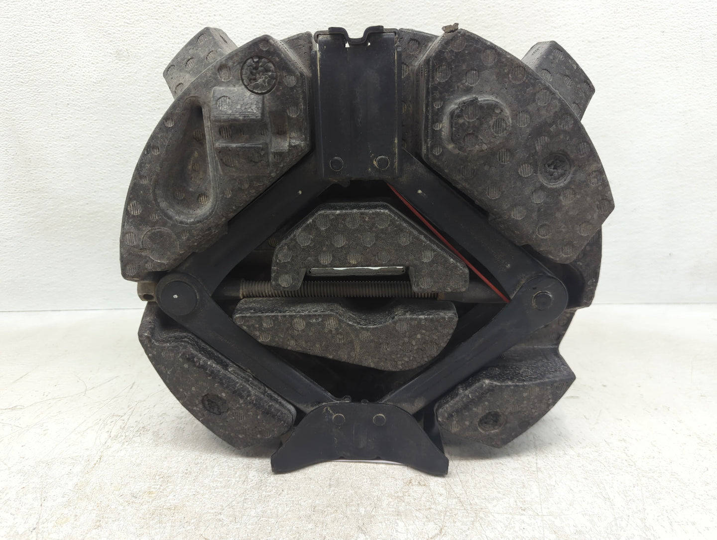 2013 Ford Escape Spare Scissor Car Jack - Oemusedautoparts1.com
