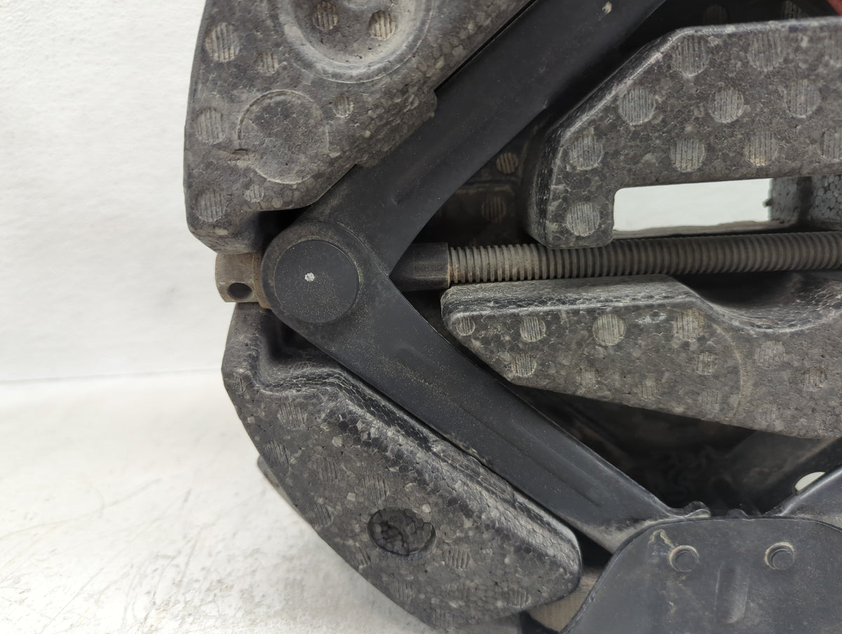 2013 Ford Escape Spare Scissor Car Jack 1157471 - Oemusedautoparts1.com