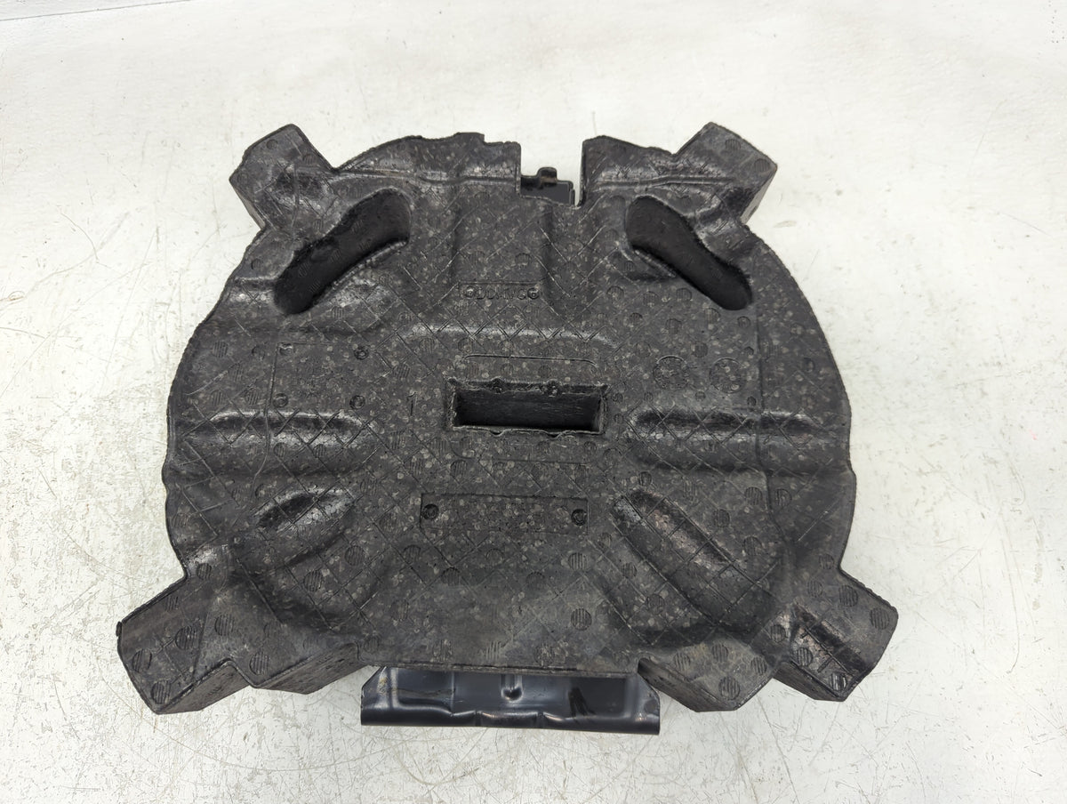 2013 Ford Escape Spare Scissor Car Jack 1157471 - Oemusedautoparts1.com