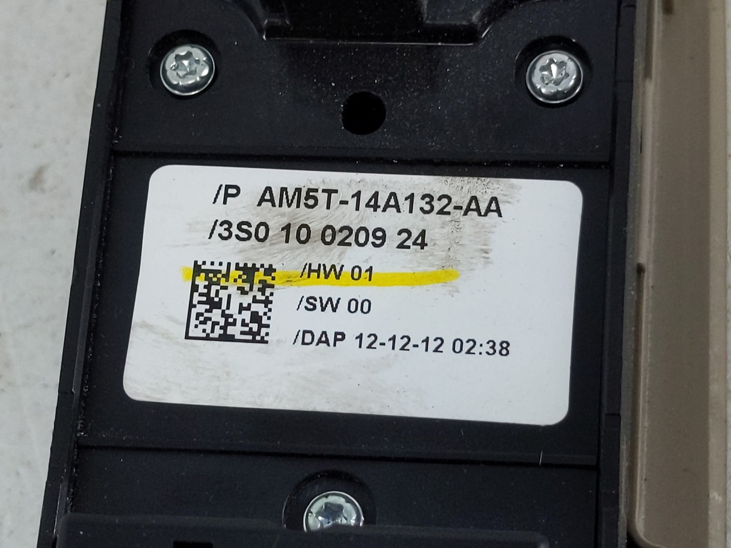 2013-2019 Ford Escape Master Power Window Switch Replacement Driver Side Left P/N:P AM5T 14A132 AA Fits OEM Used Auto Parts 