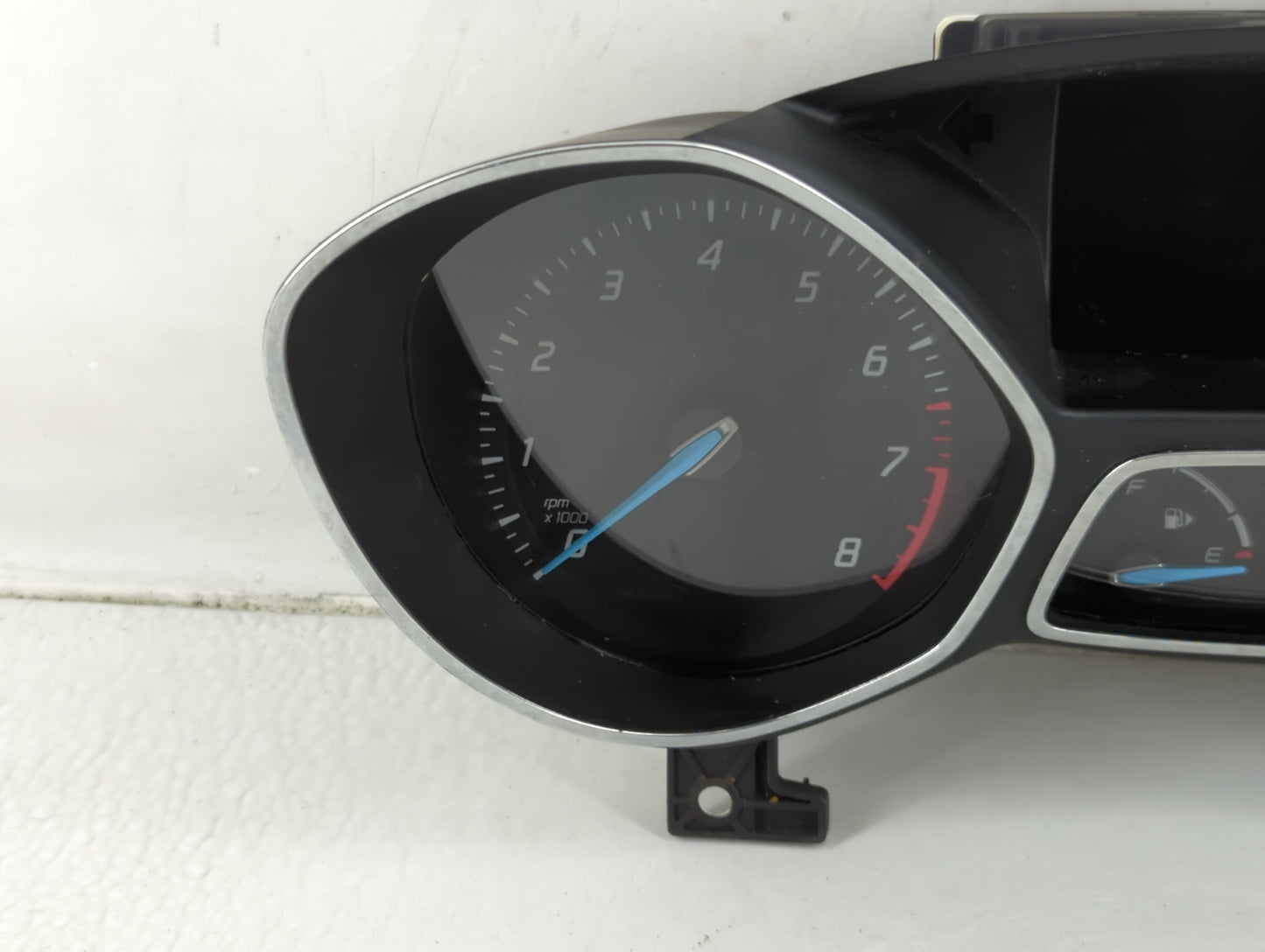 2013-2014 Ford Escape Instrument Cluster Speedometer Gauges P/N:5TTF46580A Fits Fits 2013 2014 OEM Used Auto Parts - Oemused