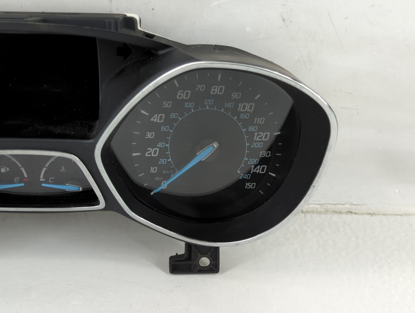 2013-2014 Ford Escape Instrument Cluster Speedometer Gauges P/N:5TTF46580A Fits Fits 2013 2014 OEM Used Auto Parts - Oemused