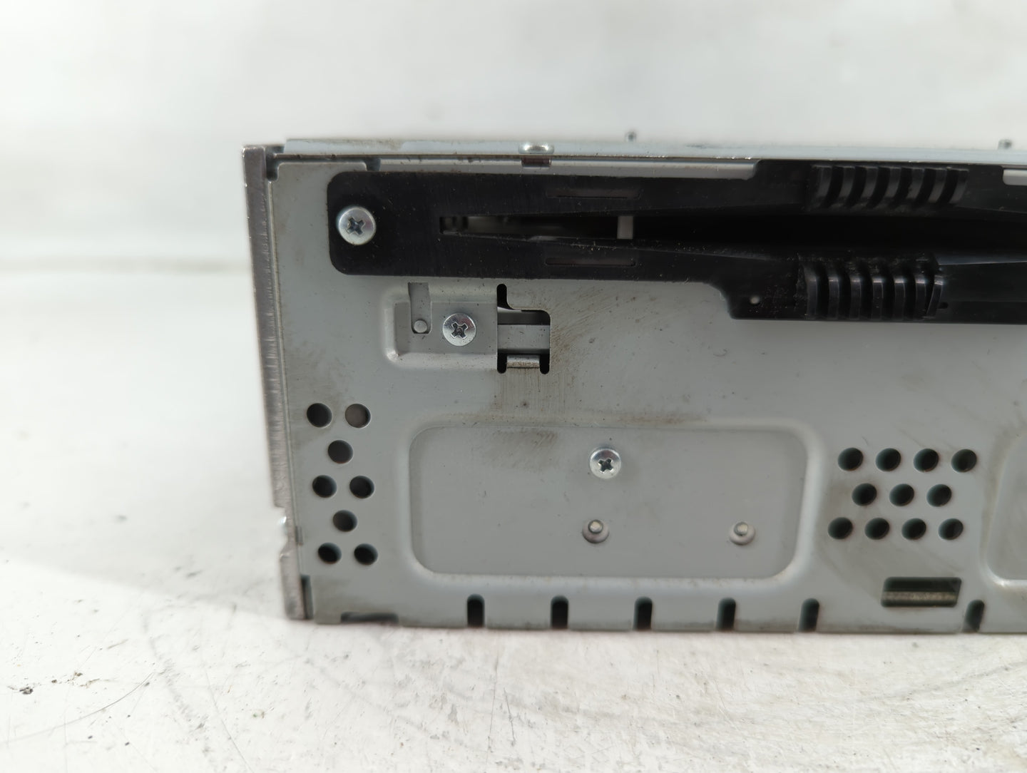 2013-2015 Ford Escape Radio AM FM Cd Player Receiver Replacement Fits Fits 2013 2014 2015 OEM Used Auto Parts - Oemusedautop