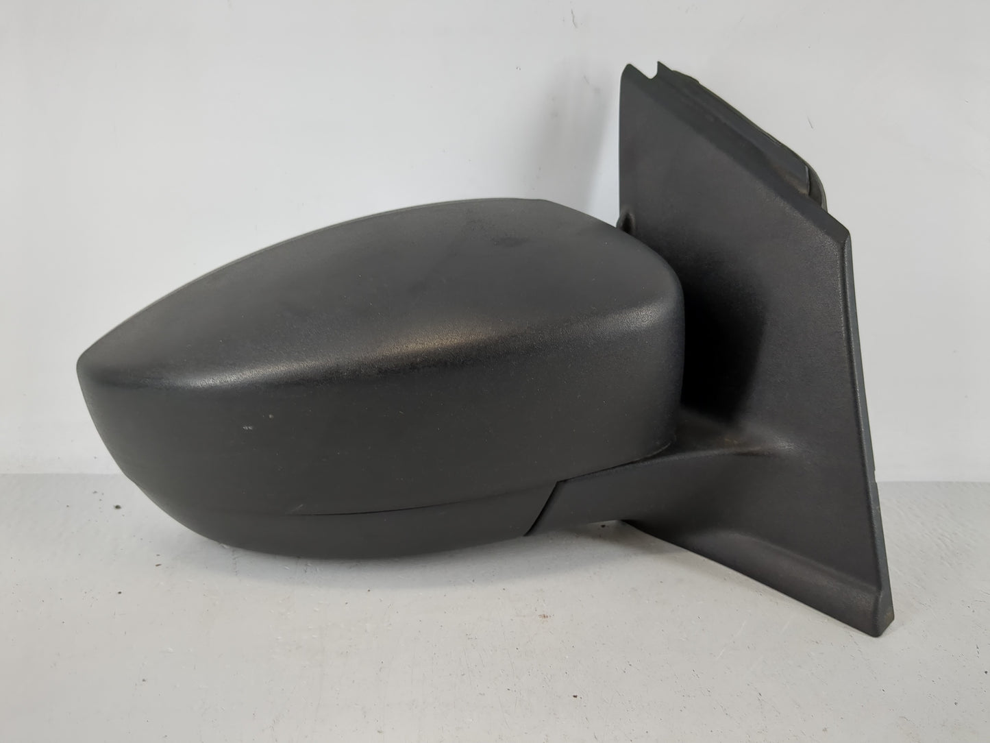 2013-2016 Ford Escape Passenger Side View Mirror - Right Door Mirror OEM Used - Oemusedautoparts1.com