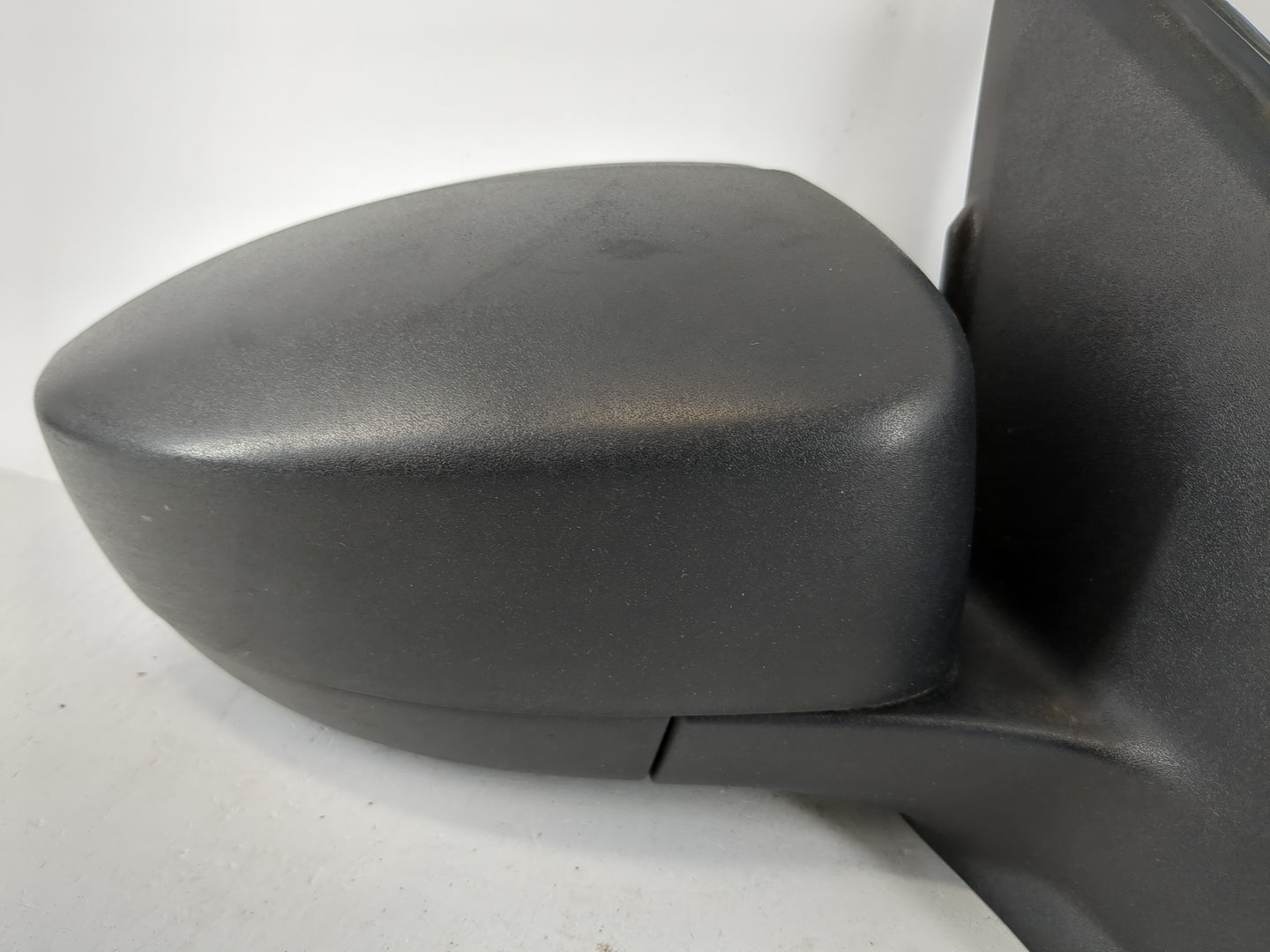 2013-2016 Ford Escape Passenger Side View Mirror - Right Door Mirror OEM Used - Oemusedautoparts1.com