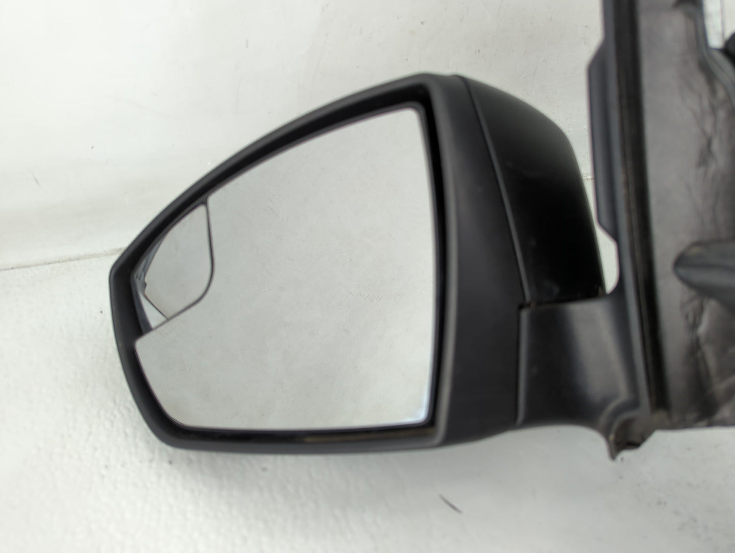 2013-2016 Ford Escape Driver Side View Mirror - Left Door Mirror OEM Used - Oemusedautoparts1.com