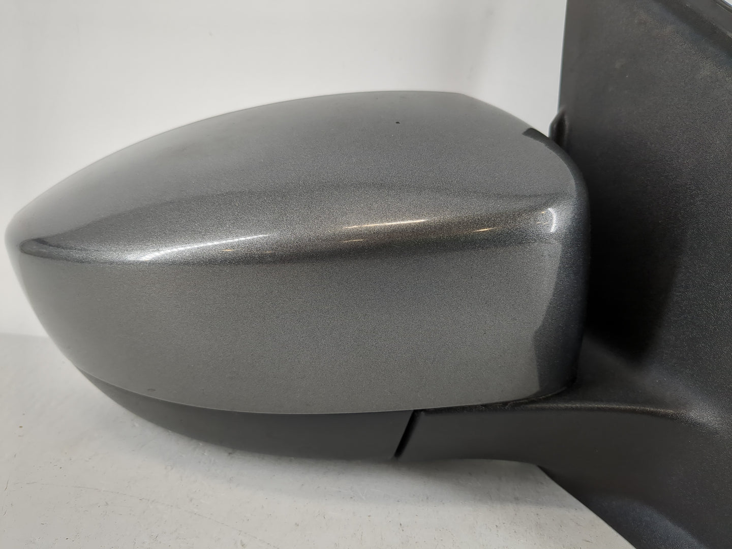 2013-2016 Ford Escape Passenger Side View Mirror - Right Door Mirror OEM Used - Oemusedautoparts1.com