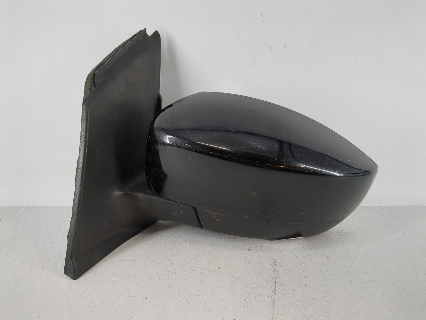 2013-2016 Ford Escape Driver Side View Mirror - Left Door Mirror OEM Used - Oemusedautoparts1.com