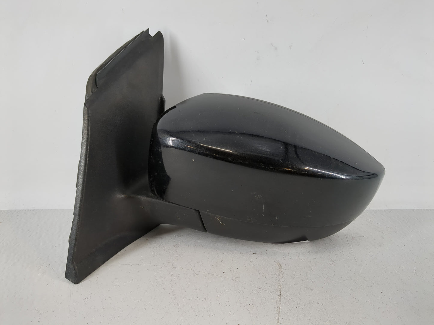 2013-2016 Ford Escape Driver Side View Mirror - Left Door Mirror OEM Used - Oemusedautoparts1.com