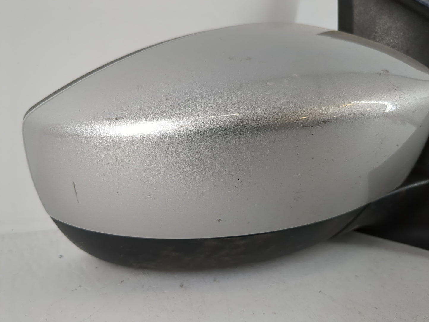 2013-2016 Ford Escape Passenger Side View Mirror - Right Door Mirror OEM Used - Oemusedautoparts1.com