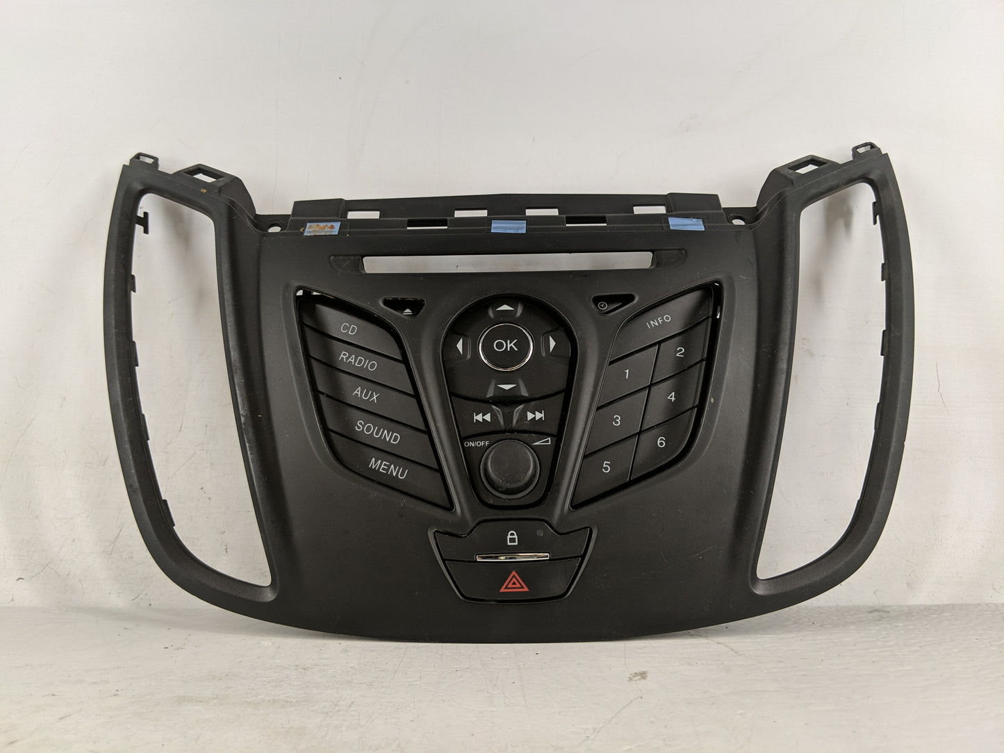 2013 Ford Escape Radio AM FM Cd Player Receiver Replacement P/N:CJ5T 18K811 AC Fits OEM Used Auto Parts - Oemusedautoparts1.