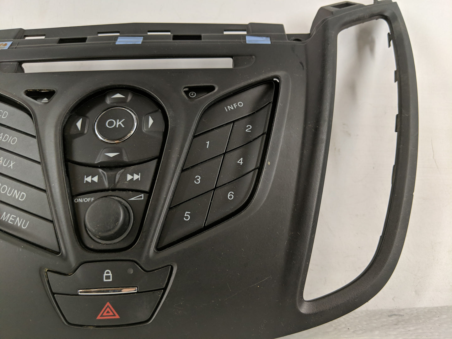 2013 Ford Escape Radio AM FM Cd Player Receiver Replacement P/N:CJ5T 18K811 AC Fits OEM Used Auto Parts - Oemusedautoparts1.