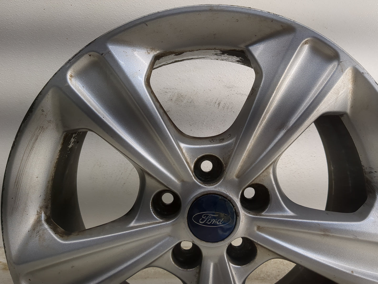2013-2016 Ford Escape Oem Wheel Rim 1179961 - Oemusedautoparts1.com