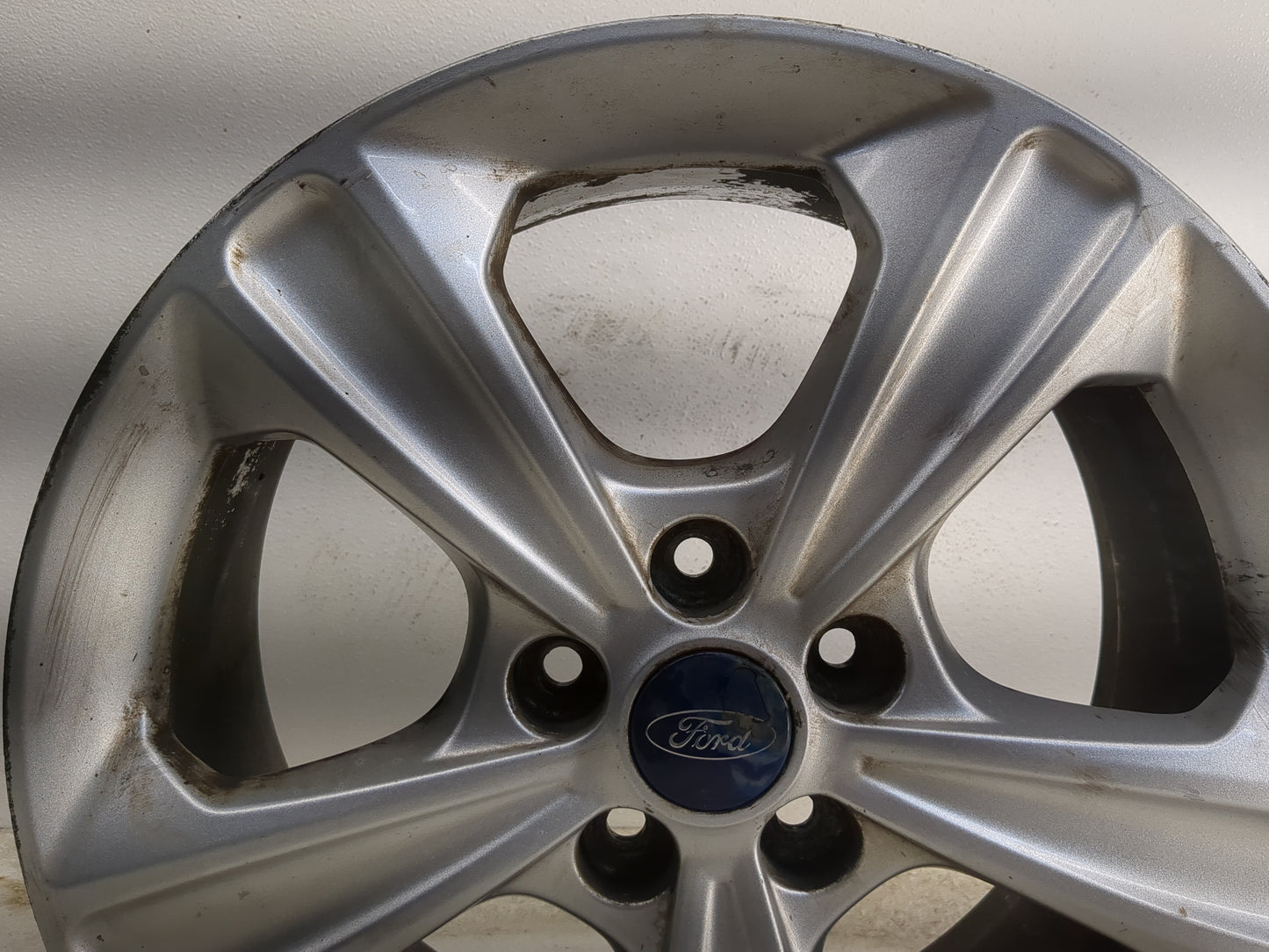 2013-2016 Ford Escape Oem Wheel Rim - Oemusedautoparts1.com