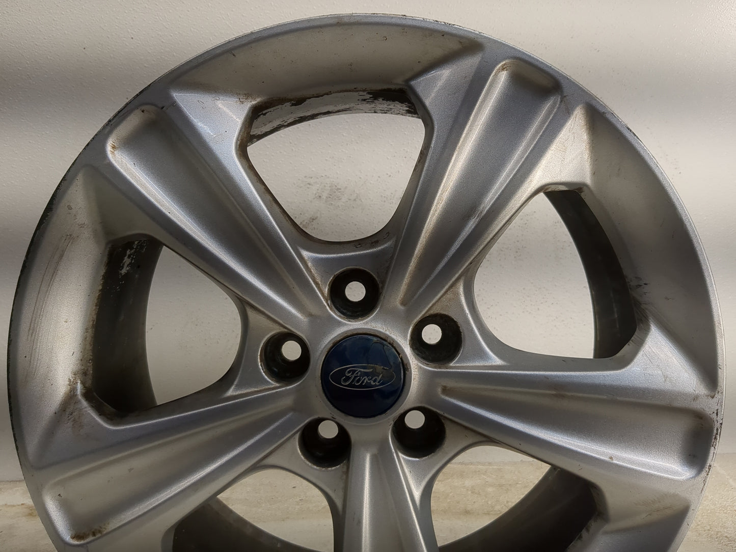 2013-2016 Ford Escape Oem Wheel Rim 1179961 - Oemusedautoparts1.com