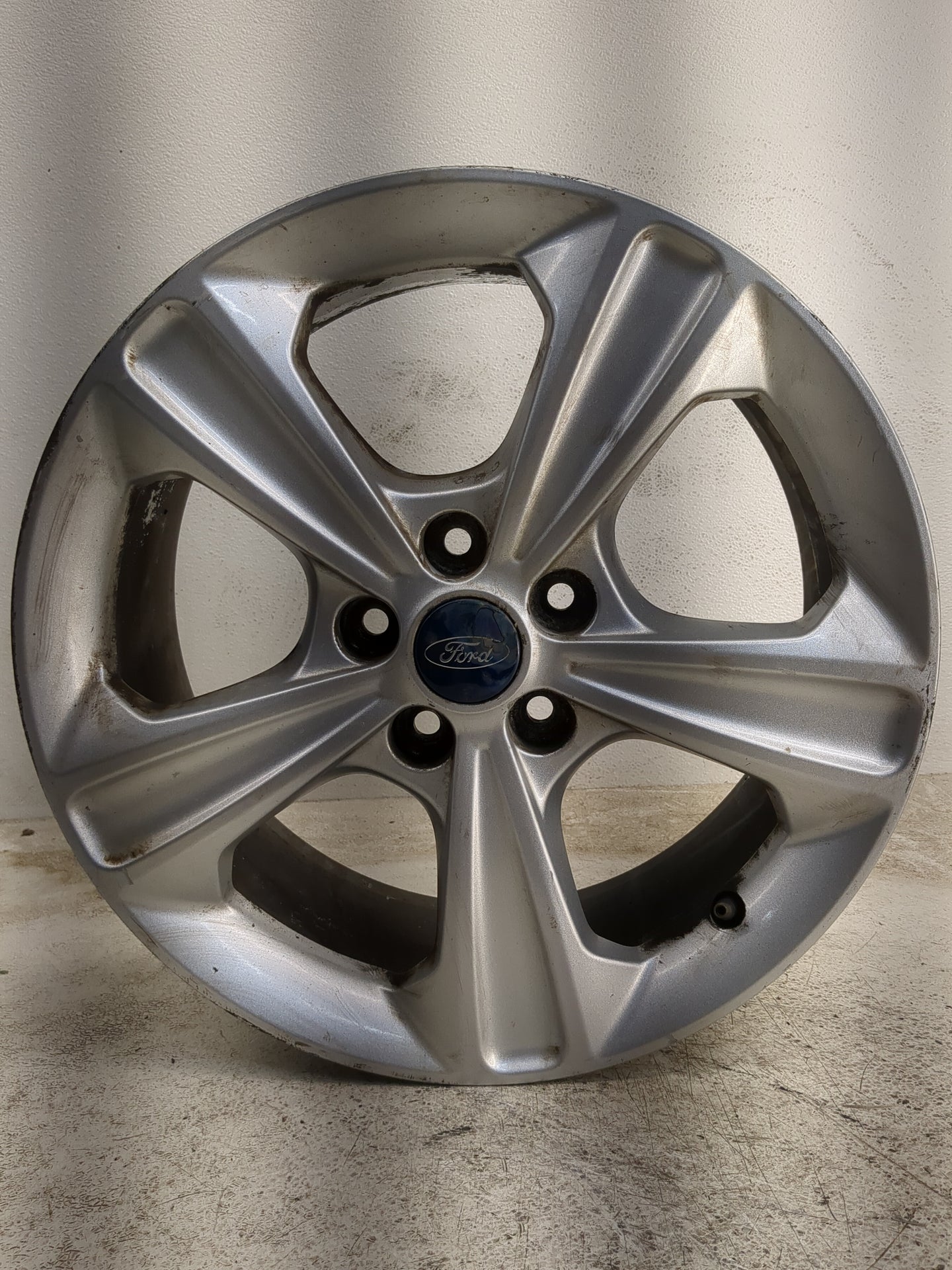 2013-2016 Ford Escape Oem Wheel Rim 1179961 - Oemusedautoparts1.com