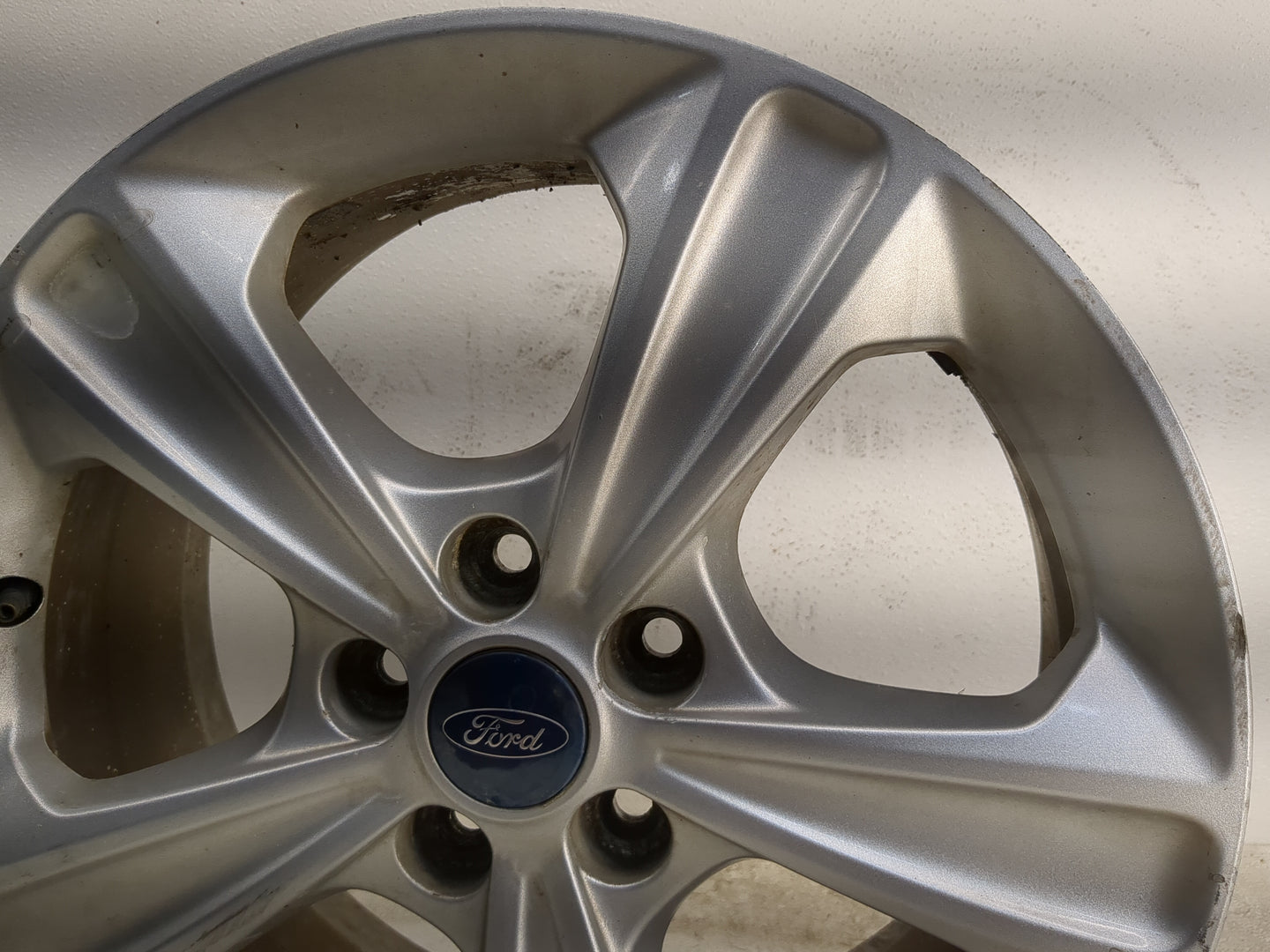 2013-2016 Ford Escape Oem Wheel Rim 1179962 - Oemusedautoparts1.com