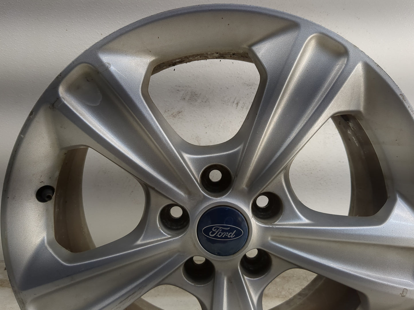 2013-2016 Ford Escape Oem Wheel Rim 1179962 - Oemusedautoparts1.com