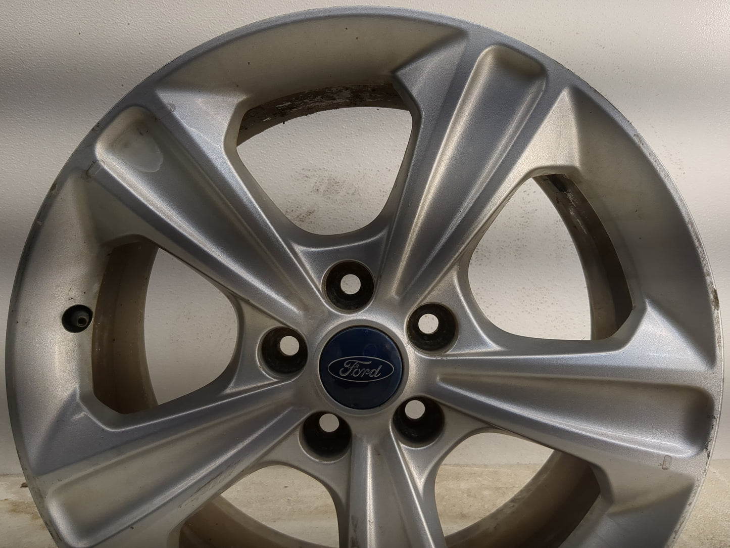 2013-2016 Ford Escape Oem Wheel Rim 1179962 - Oemusedautoparts1.com