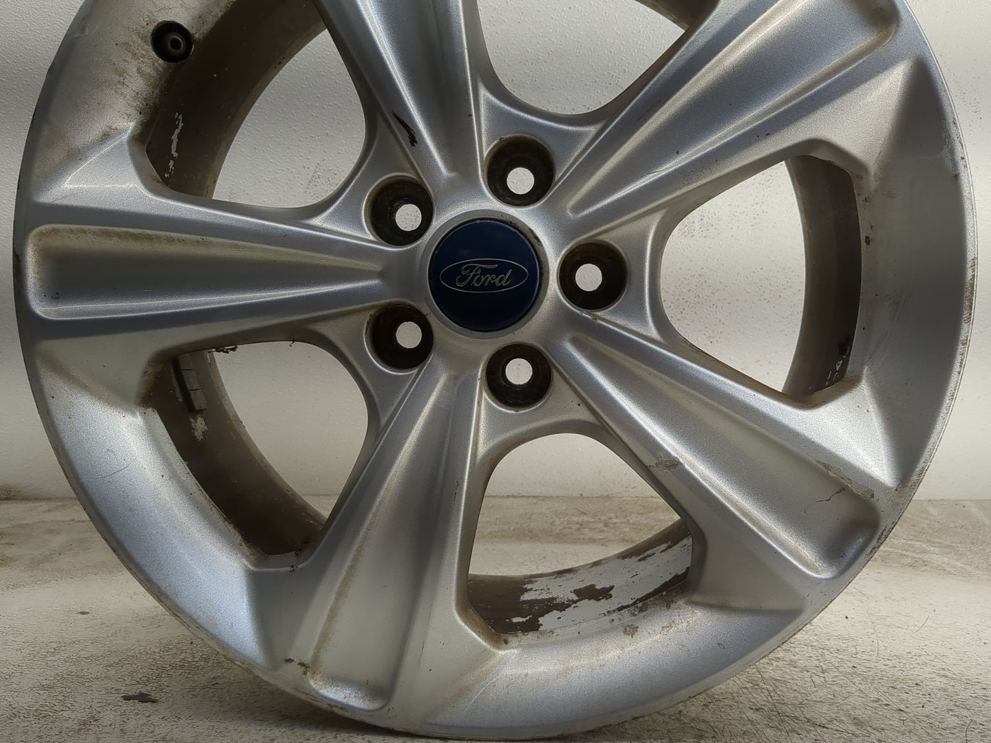 2013-2016 Ford Escape Oem Wheel Rim 1179963 - Oemusedautoparts1.com