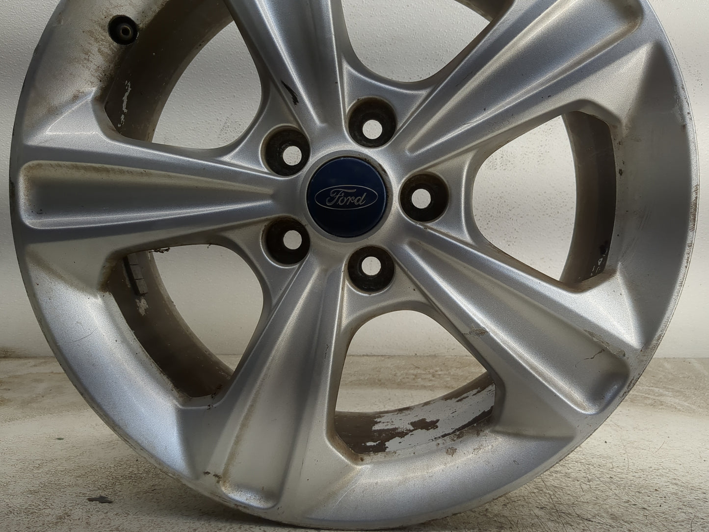 2013-2016 Ford Escape Oem Wheel Rim - Oemusedautoparts1.com