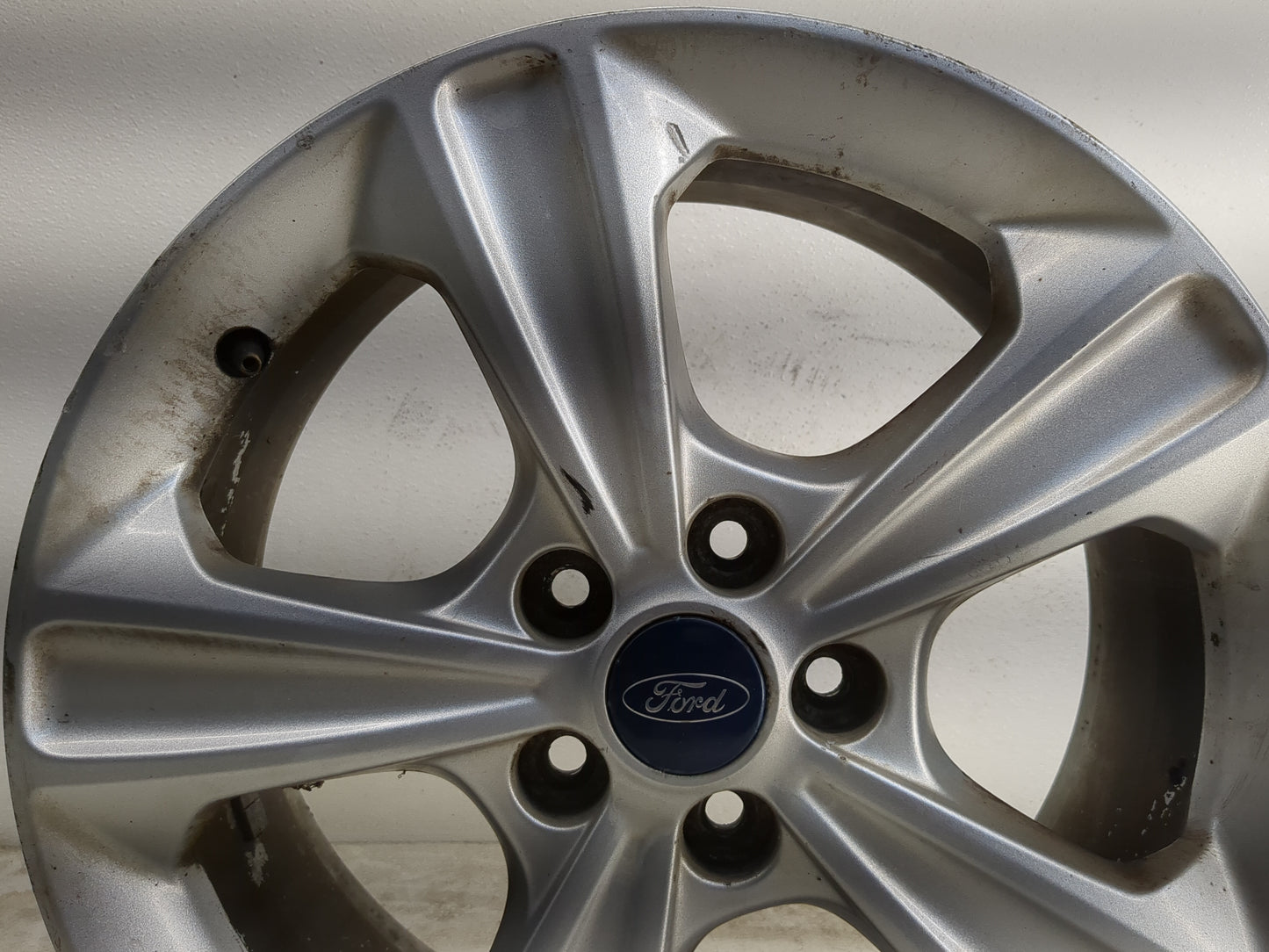 2013-2016 Ford Escape Oem Wheel Rim 1179963 - Oemusedautoparts1.com