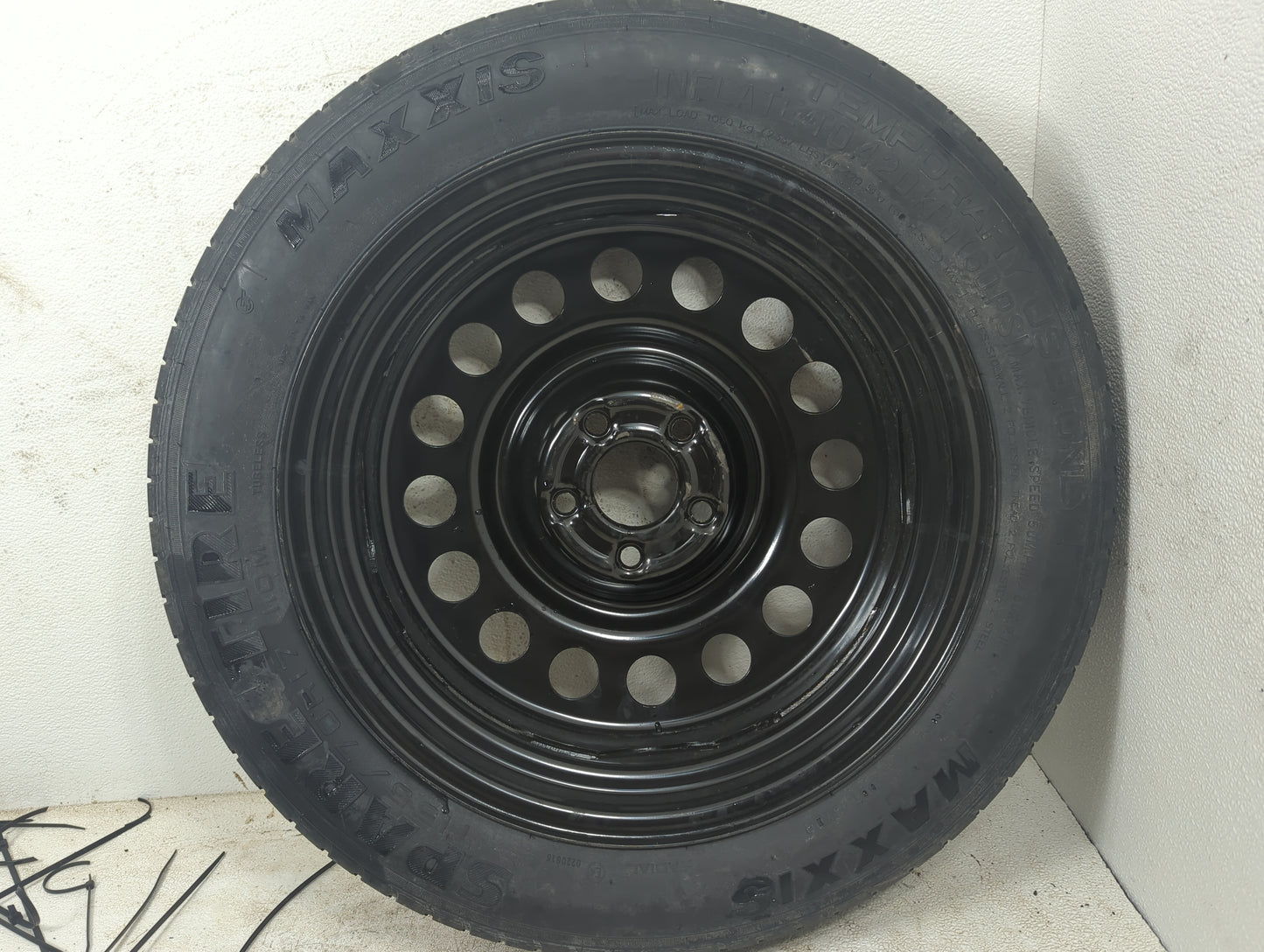 2013-2019 Ford Escape Spare Donut Tire Wheel Rim Oem 1179964 - Oemusedautoparts1.com